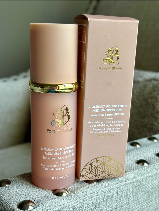 Forever 21 Other - Forever Bloom Biomimic Foundation - Peach Nude new unused